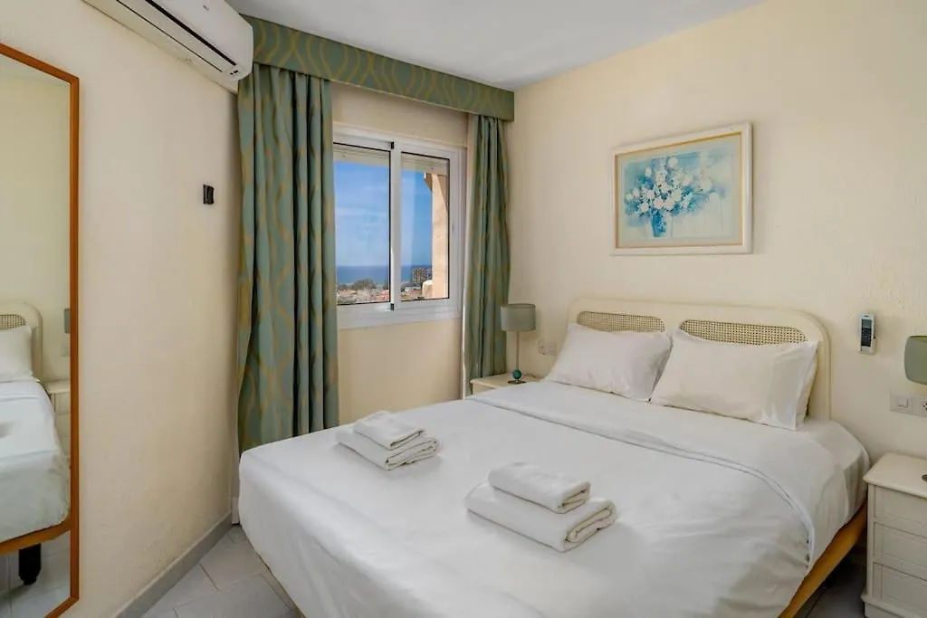 Апартаменты Riviera Seaview Getaway Михас 0*,