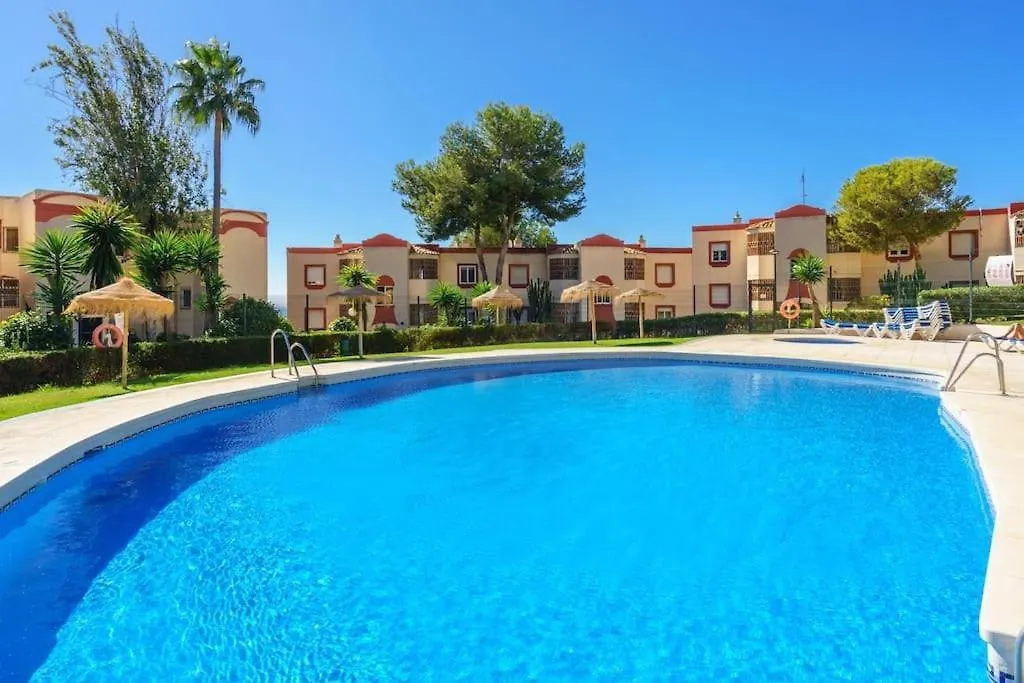 Апартаменты Riviera Seaview Getaway Михас Испания