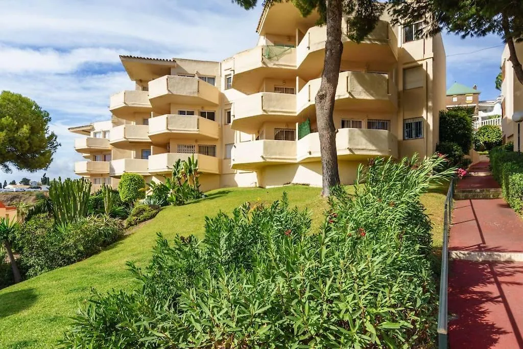 Апартаменты Riviera Seaview Getaway Михас Испания