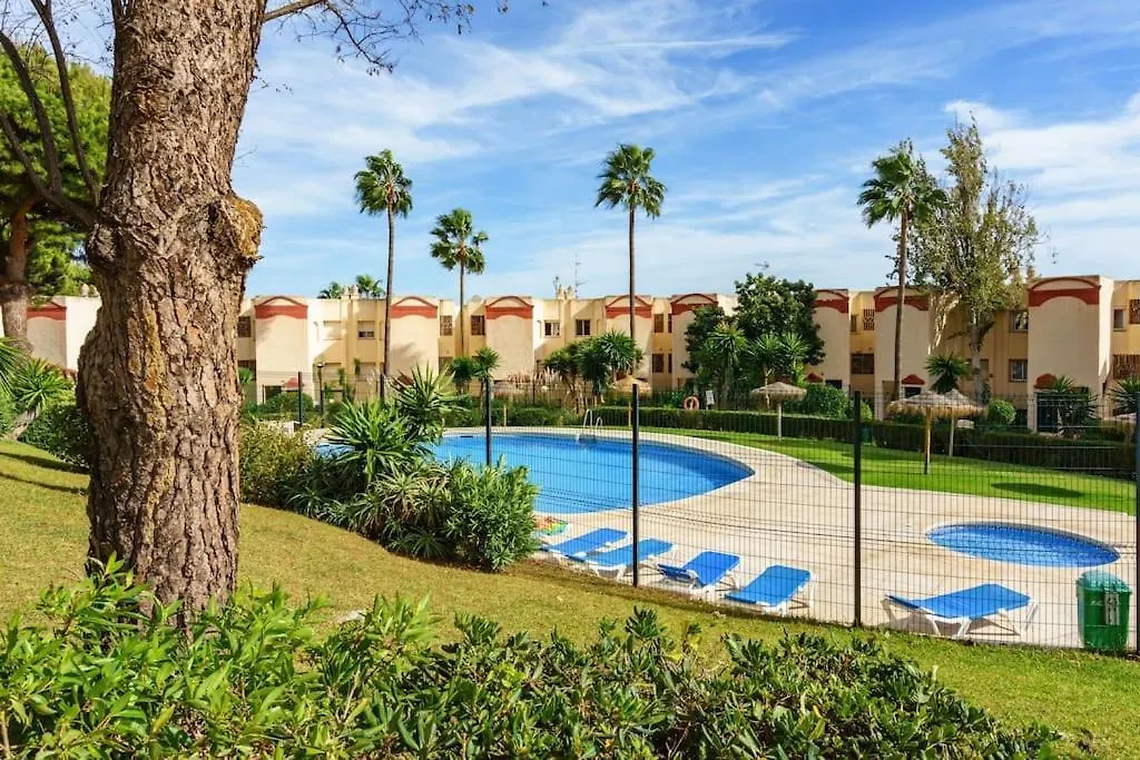 Апартаменты Riviera Seaview Getaway Михас